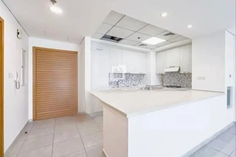 Купить квартиру в Dubai Land, Дубай: 3 спальни, 161м², № 73524 - фото 7