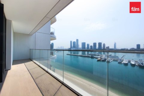 Apartment in Dubai Harbour, Dubai 3 bedrooms, 178.2 sq.m. № 133166 - photo 16