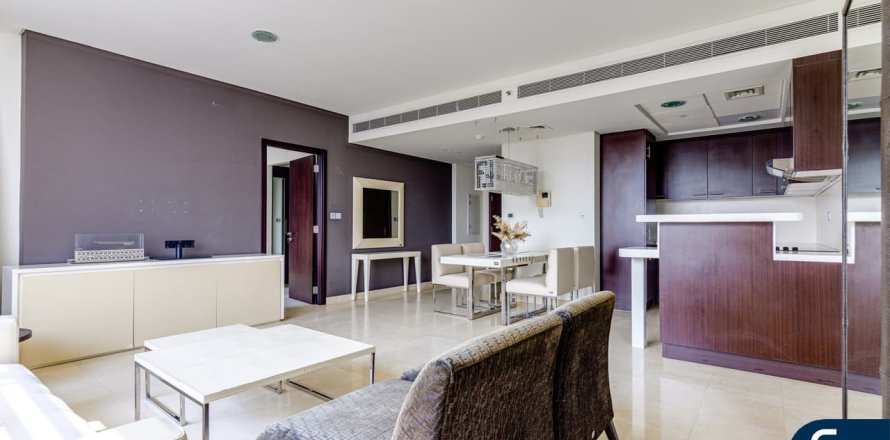 Apartamento en DIFC, Dubai, 1 dormitorio, 79 m², № 78860