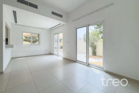 Adosado en Villanova, Dubai Land, Dubai, 4 dormitorios, 214.88 m², № 134536 - foto 12