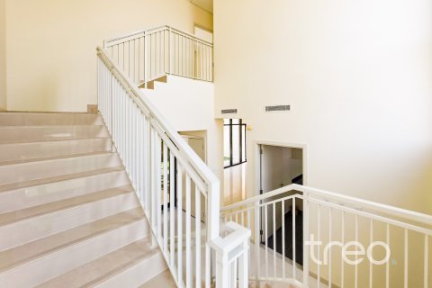 Townhouse in DAMAC Hills (Akoya by DAMAC), Dubai 3 bedrooms, 29.17 sq.m. № 134543 - photo 7