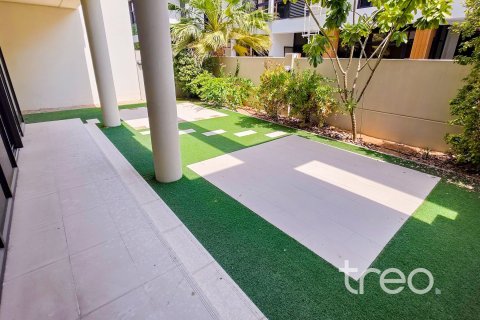 Townhouse in DAMAC Hills (Akoya by DAMAC), Dubai 3 bedrooms, 29.17 sq.m. № 134543 - photo 9