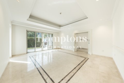 Villa in Mohammed Bin Rashid City, Dubai 5 bedrooms, 1020.81816400 sq.m. № 63257 - photo 17