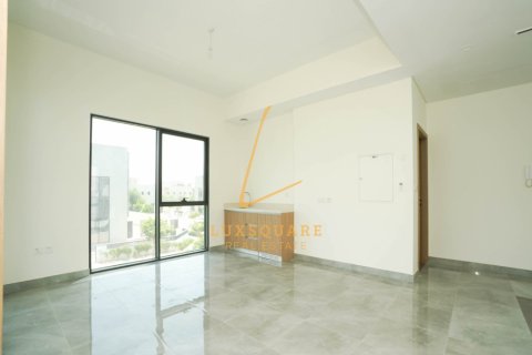 Villa in Murooj Al Furjan, Al Furjan, Dubai 4 bedrooms, 570 sq.m. № 89797 - photo 19