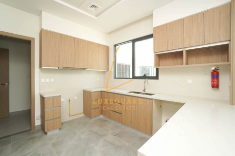 Villa in Murooj Al Furjan, Al Furjan, Dubai 4 bedrooms, 570 sq.m. № 89797 - photo 4