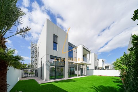 Снять в аренду виллу в Murooj Al Furjan, Al Furjan, Дубай: 5 спален, 624м², № 89800 - фото 9