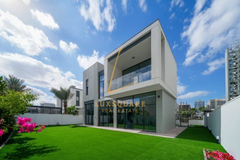 Вилла в Murooj Al Furjan, Al Furjan, Дубай, 5 спален, 624м², № 89800