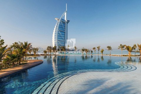 Villa in Jumeirah 3, Jumeirah, Dubai 6 bedrooms, 452 sq.m. № 73391 - photo 9