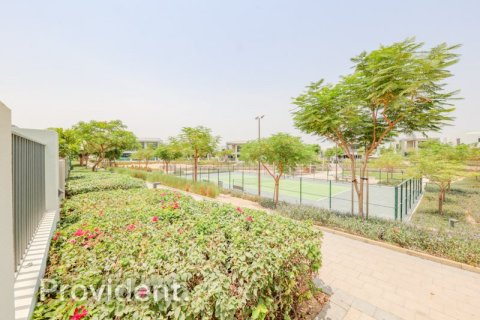 Villa à Dubai Hills Estate, Dubai, 5 chambres, 494.9 m², № 2711 - photo 9