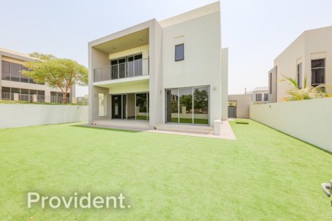 Villa à Dubai Hills Estate, Dubai, 5 chambres, 494.9 m², № 2711 - photo 5