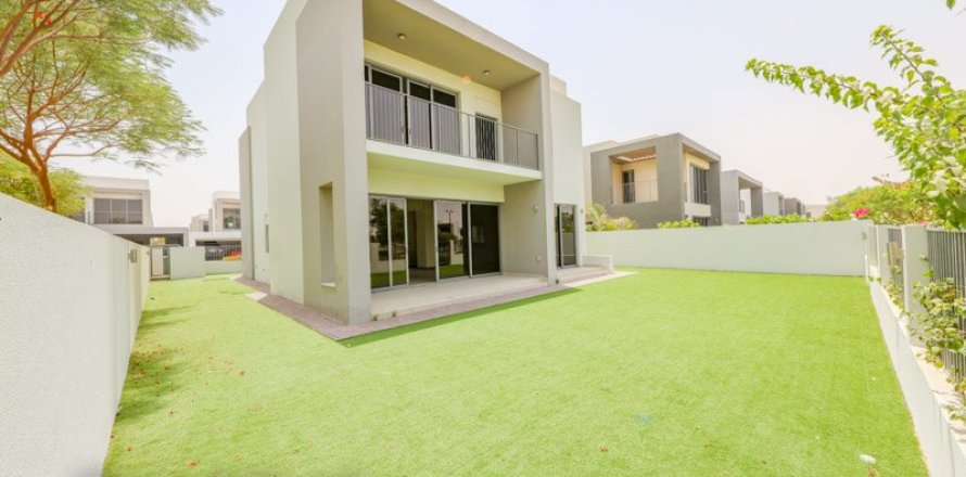 Villa à Dubai Hills Estate, Dubai, 5 chambres, 494.9 m², № 2711