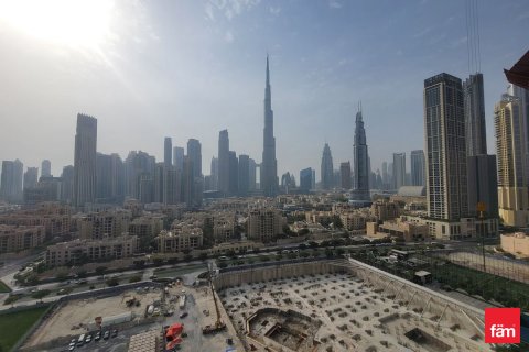 Снять в аренду квартиру в Даунтаун Дубай (Даунтаун Бурдж Дубай), Дубай: 3 спальни, 200.5м², № 60497 - фото 2