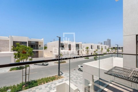 Villa in District One, Mohammed Bin Rashid City, Dubai 5 bedrooms, 634.81 sq.m. № 129621 - photo 29