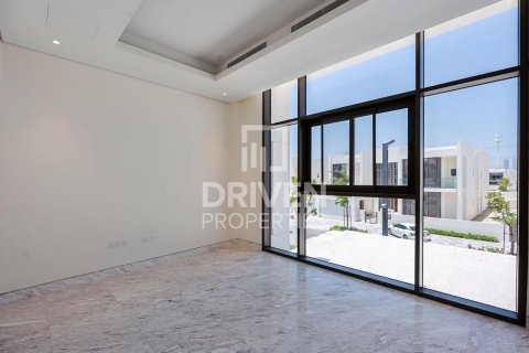 Villa in District One, Mohammed Bin Rashid City, Dubai 5 bedrooms, 634.81 sq.m. № 129621 - photo 27