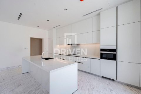 Villa in District One, Mohammed Bin Rashid City, Dubai 5 bedrooms, 634.81 sq.m. № 129621 - photo 9