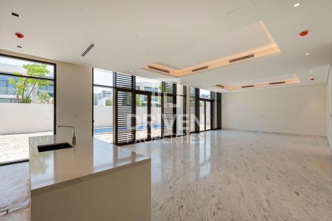 Villa in District One, Mohammed Bin Rashid City, Dubai 5 bedrooms, 634.81 sq.m. № 129621 - photo 18