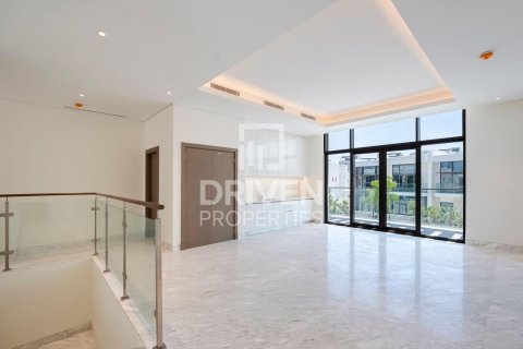 Villa in District One, Mohammed Bin Rashid City, Dubai 5 bedrooms, 634.81 sq.m. № 129621 - photo 15