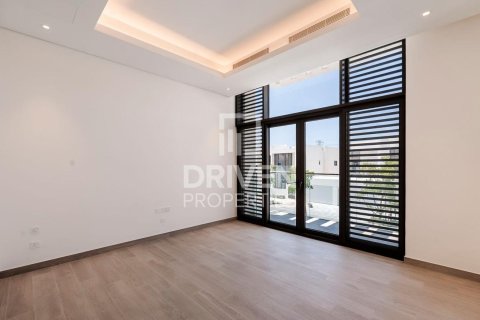 Villa in District One, Mohammed Bin Rashid City, Dubai 5 bedrooms, 634.81 sq.m. № 129621 - photo 3