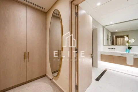 Снять в аренду квартиру в The Palm Tower, Пальма Джумейра, Дубай: 1 спальня, 103м², № 134905 - фото 3