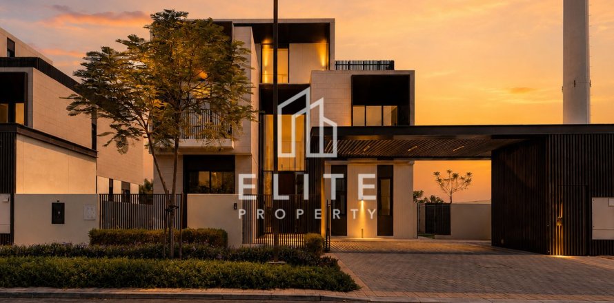 Villa in Dubai Hills Estate, Dubai 5 bedrooms, 875 sq.m. № 134907