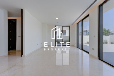 Villa in Dubai Hills Estate, Dubai 5 bedrooms, 875 sq.m. № 134907 - photo 24