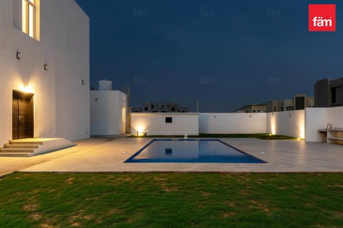 Villa en Al Barsha, Dubai, 3 dormitorios, 1318.7 m², № 83454 - foto 2