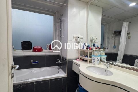 Apartment in Jumeirah Lake Towers, Dubai 2 bedrooms, 160.91 sq.m. № 120818 - photo 7