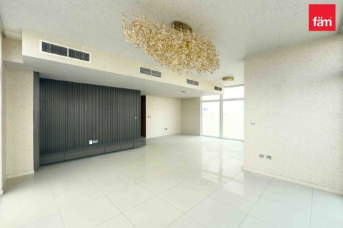 Снять в аренду таунхаус в Дубае: 6 спален, 380.7м², № 55799 - фото 8