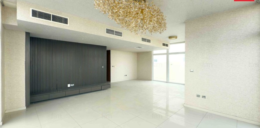 Townhouse in Dubai 6 bedrooms, 380.7 sq.m. № 55799