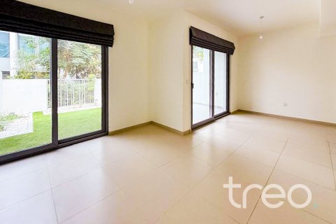 Снять в аренду таунхаус в Elan, Tilal Al Ghaf, Дубай: 3 спальни, 140.47м², № 120018 - фото 8