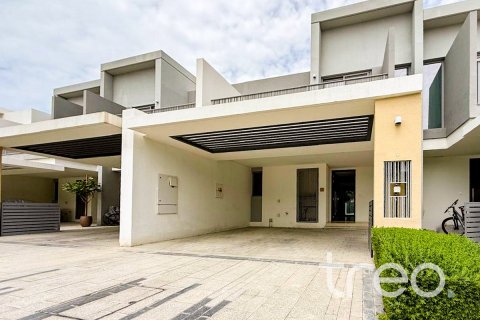 Снять в аренду таунхаус в Elan, Tilal Al Ghaf, Дубай: 3 спальни, 140.47м², № 120018 - фото 2