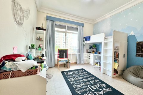 Купить квартиру в Shoreline Apartments, Пальма Джумейра, Дубай: 3 спальни, 204м², № 85671 - фото 6