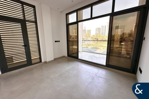 Townhouse in District 12, Jumeirah Village Circle, Dubai 4 bedrooms, 212 sq.m. № 74881 - photo 9