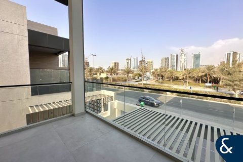 Townhouse in District 12, Jumeirah Village Circle, Dubai 4 bedrooms, 212 sq.m. № 74881 - photo 11