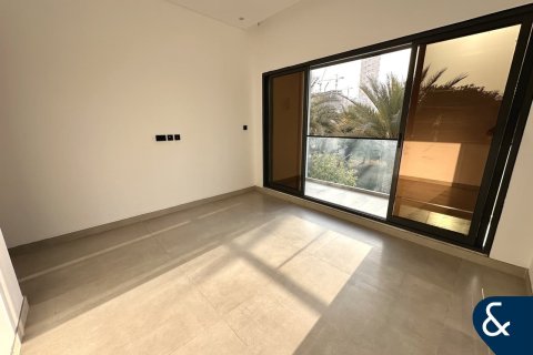 Townhouse in District 12, Jumeirah Village Circle, Dubai 4 bedrooms, 212 sq.m. № 74881 - photo 3