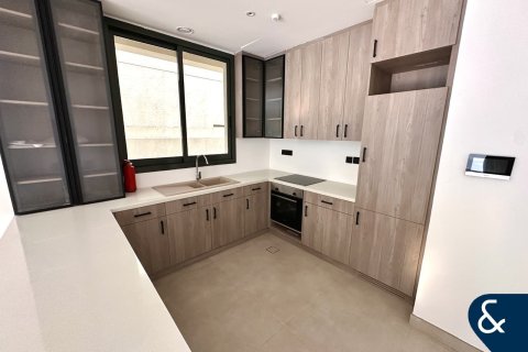 Townhouse in District 12, Jumeirah Village Circle, Dubai 4 bedrooms, 212 sq.m. № 74881 - photo 5