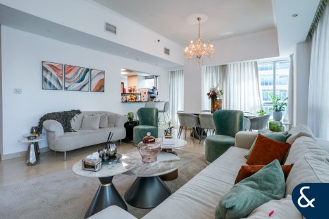 Apartment in The Jewels, Dubai Marina, Dubai 3 bedrooms, 314 sq.m. № 74888 - photo 5