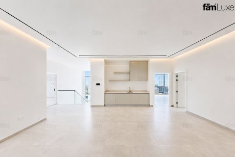 Villa in Al Barsha, Dubai 5 bedrooms, 1857.9 sq.m. № 109334 - photo 8