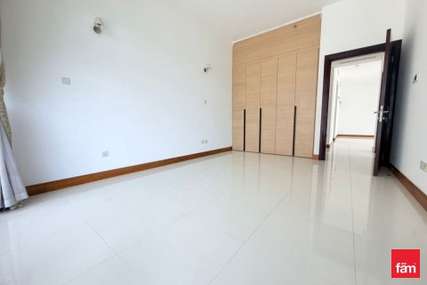 Снять в аренду квартиру в Дубае: 2 спальни, 144м², № 109330 - фото 5