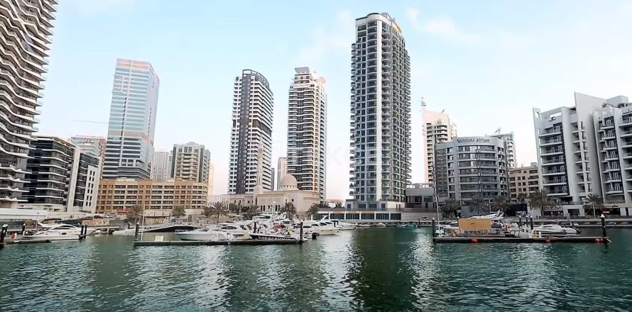 Duplex à Dubai Marina, Dubai, 5 chambres, 862 m², № 137710