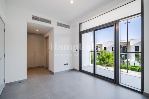 Villa in Ruba, Arabian Ranches 3, Dubai 3 bedrooms, 145.85771000 sq.m. № 137709 - photo 6