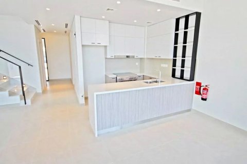 Купить виллу в Club Villas at Dubai Hills, Дубай Хилс Эстейт, Дубай: 3 спальни, 282м², № 61333 - фото 1