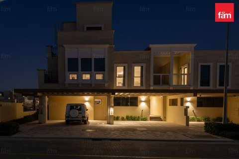 Townhouse in Dubai 5 bedrooms, 287.1 sq.m. № 119237