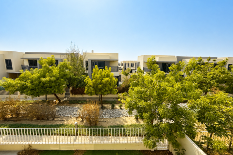 Villa in Maple 1, Dubai Hills Estate, Dubai 4 bedrooms, 228.73 sq.m. № 136539 - photo 13