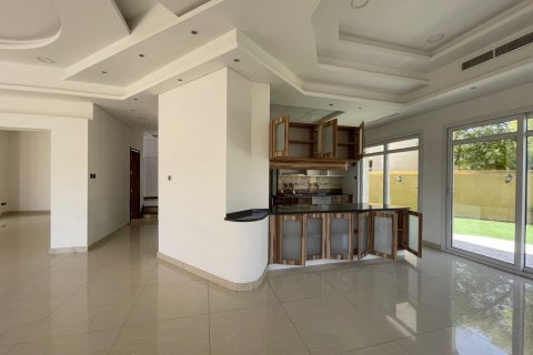 Villa à The Villa, Dubai, 5 chambres, 408.5 m², № 136538