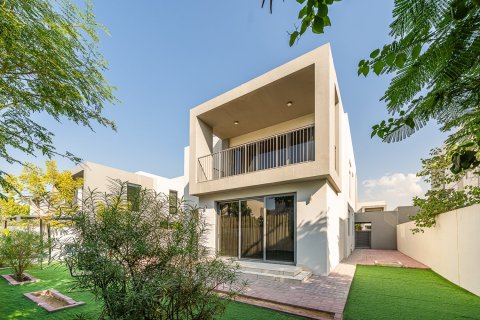 Villa à Dubai Hills Estate, Dubai, 3 chambres, 450.58 m², № 136534 - photo 2