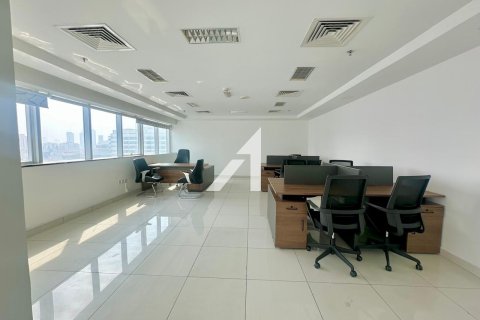 Office in Dubai 91 sq.m. № 69072 - photo 4