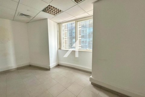 Bureau à Dubai, 80 m², № 69074 - photo 7