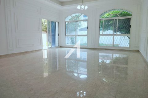 فيلا في Al Safa 2, الصفا, دبي 4 غرف نوم, 250.8 م² رقم 69075 - صورة 2