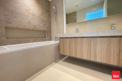 Apartment in Downtown Dubai (Downtown Burj Dubai), Dubai 2 bedrooms, 108.4 sq.m. № 72175 - photo 16